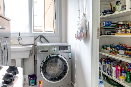 Apartamento para alugar com 107m², 4 quartos e 2 vagasLavanderia