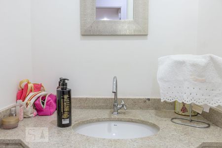 Apartamento para alugar com 107m², 4 quartos e 2 vagasLavabo