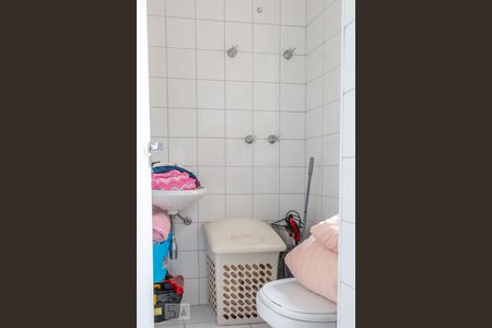 Apartamento para alugar com 107m², 4 quartos e 2 vagasBanheiro de Serviço