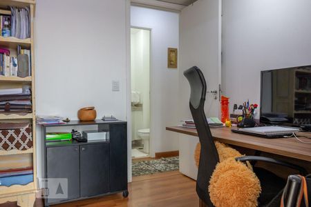 Apartamento para alugar com 107m², 4 quartos e 2 vagasQuarto 3