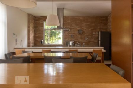 Apartamento para alugar com 95m², 2 quartos e 2 vagasÁrea comum - Salão de festas