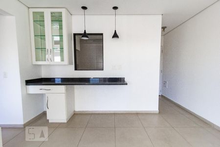 Apartamento para alugar com 70m², 2 quartos e 2 vagasSala