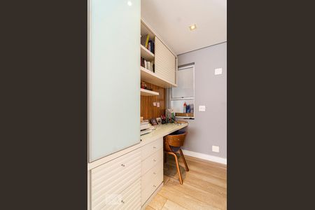 Escritório de apartamento para alugar com 3 quartos, 100m² em Pinheiros, São Paulo