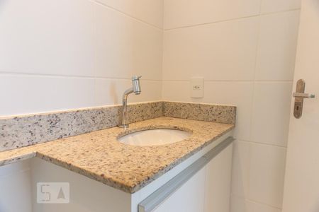 Apartamento para alugar com 69m², 3 quartos e 2 vagas Apartamento para alugar com 69m², 3 quartos e 2 vagasBanheiro da suíte