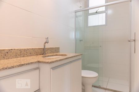 Apartamento para alugar com 69m², 3 quartos e 2 vagas Apartamento para alugar com 69m², 3 quartos e 2 vagasBanheiro