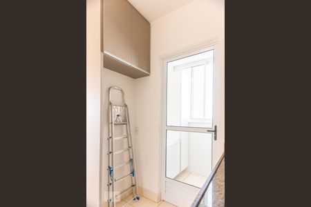 Apartamento para alugar com 69m², 3 quartos e 2 vagas Apartamento para alugar com 69m², 3 quartos e 2 vagasCozinha