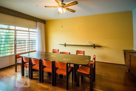 Sala de casa à venda com 4 quartos, 440m² em Jardim Guanabara, Campinas