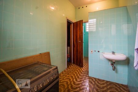 Casa à venda com 440m², 4 quartos e 4 vagasSaúna