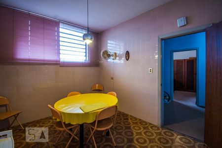 Casa à venda com 440m², 4 quartos e 4 vagasCopa