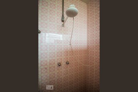 Casa à venda com 440m², 4 quartos e 4 vagasBanheiro da Suíte 2