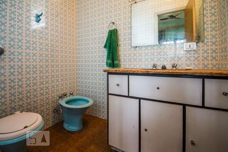 Casa à venda com 440m², 4 quartos e 4 vagasBanheiro Escritório