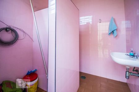 Casa à venda com 440m², 4 quartos e 4 vagasBanheiro