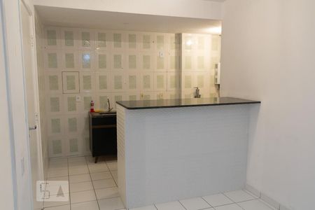 cozinha de apartamento à venda com 3 quartos, 50m² em Benfica, Rio de Janeiro