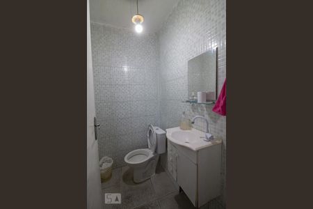 Casa para alugar com 230m², 4 quartos e 4 vagasBanheiro