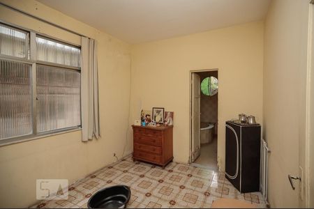 Casa à venda com 300m², 5 quartos e 2 vagasSuíte