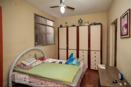 Casa à venda com 300m², 5 quartos e 2 vagasQuarto 2