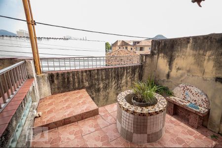 Casa à venda com 300m², 5 quartos e 2 vagasVaranda