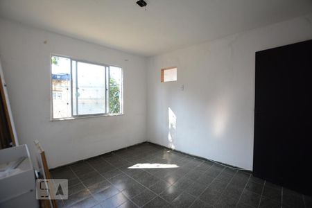 Quarto 1 de casa para alugar com 2 quartos, 60m² em Braz de Pina, Rio de Janeiro