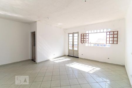 Casa à venda com 200m², 3 quartos e 1 vagaSuíte 2