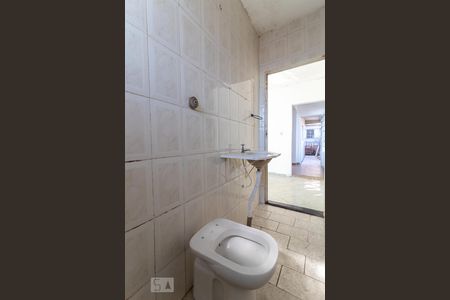 Casa à venda com 200m², 3 quartos e 1 vagaBanheiro da Suíte 2