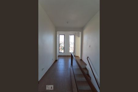 Casa à venda com 200m², 3 quartos e 1 vagaEscada