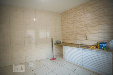Cozinha de casa para alugar com 1 quarto, 53m² em Vila Campestre, São Paulo