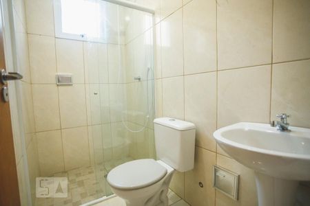Banheiro de casa para alugar com 1 quarto, 53m² em Vila Campestre, São Paulo