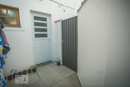 Casa para alugar com 53m², 1 quarto e sem vaga Casa para alugar com 53m², 1 quarto e sem vagaPorta de entrada