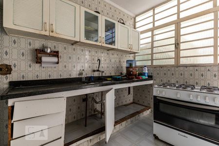 Casa para alugar com 320m², 3 quartos e 2 vagasCozinha