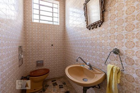 Casa para alugar com 320m², 3 quartos e 2 vagasLavabo