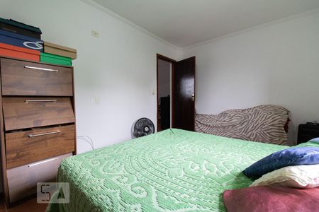 Quarto 2 de casa à venda com 5 quartos, 175m² em Vila Rio de Janeiro, Guarulhos