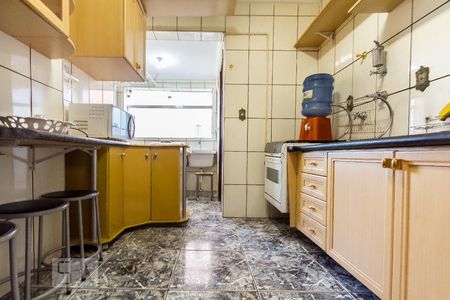 Apartamento à venda com 68m², 2 quartos e sem vagaCozinha 