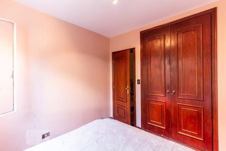 Apartamento à venda com 68m², 2 quartos e sem vagaQuarto 2 