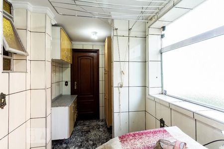 Apartamento à venda com 68m², 2 quartos e sem vagaArea de serviço