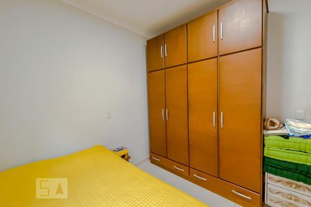 Casa de condomínio para alugar com 198m², 3 quartos e 4 vagasQuarto