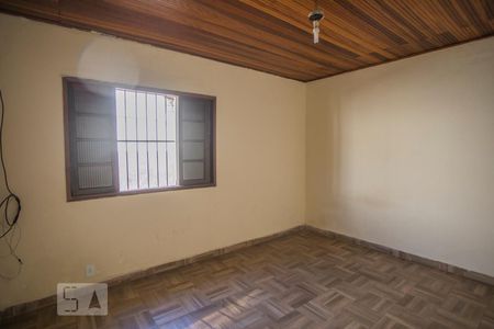 Casa à venda com 300m², 2 quartos e 5 vagasQuarto 2