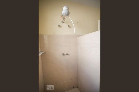 Casa à venda com 300m², 2 quartos e 5 vagasBanheiro - Chuveiro