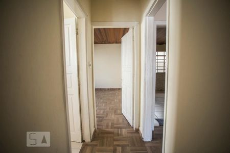 Corredor de casa à venda com 2 quartos, 160m² em Vila Babilônia, São Paulo