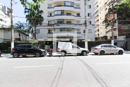 Apartamento à venda com 80m², 3 quartos e 1 vaga Apartamento à venda com 80m², 3 quartos e 1 vagaFachada