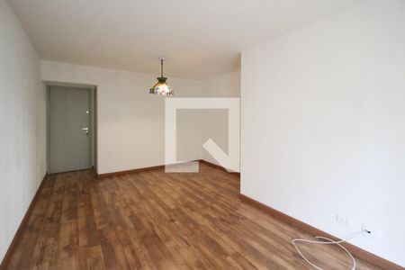 Sala de apartamento para alugar com 3 quartos, 80m² em Vila Olímpia, São Paulo