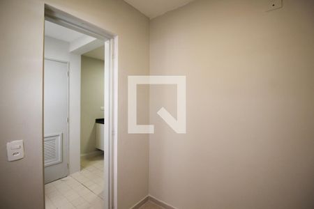 Apartamento à venda com 80m², 3 quartos e 1 vaga Apartamento à venda com 80m², 3 quartos e 1 vagaQuarto de Serviço