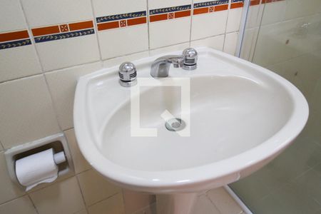Apartamento à venda com 80m², 3 quartos e 1 vaga Apartamento à venda com 80m², 3 quartos e 1 vagaBanheiro da Suíte