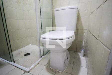 Apartamento à venda com 80m², 3 quartos e 1 vaga Apartamento à venda com 80m², 3 quartos e 1 vagaBanheiro