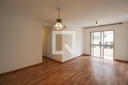 Sala de apartamento para alugar com 3 quartos, 80m² em Vila Olímpia, São Paulo