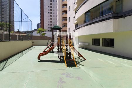 Apartamento à venda com 80m², 3 quartos e 1 vaga Apartamento à venda com 80m², 3 quartos e 1 vagaÁrea comum - Playground
