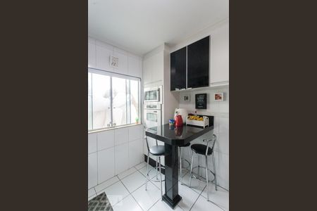 Casa à venda com 146m², 3 quartos e 2 vagasCozinha