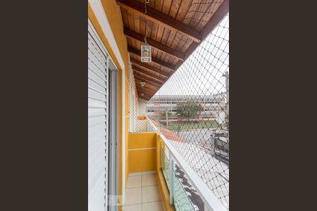 Casa à venda com 146m², 3 quartos e 2 vagasVaranda do quarto 2