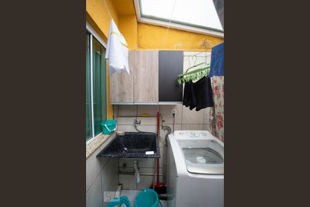 Casa à venda com 146m², 3 quartos e 2 vagasLavanderia