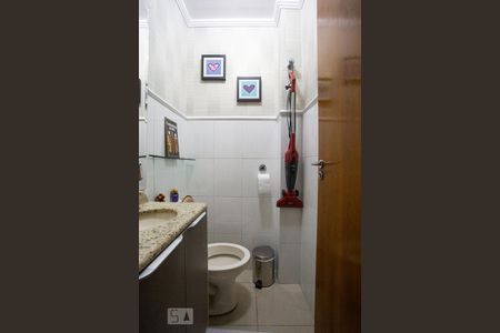 Casa à venda com 146m², 3 quartos e 2 vagasLavabo