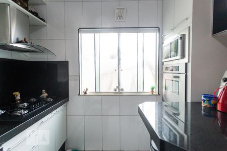 Casa à venda com 146m², 3 quartos e 2 vagasCozinha